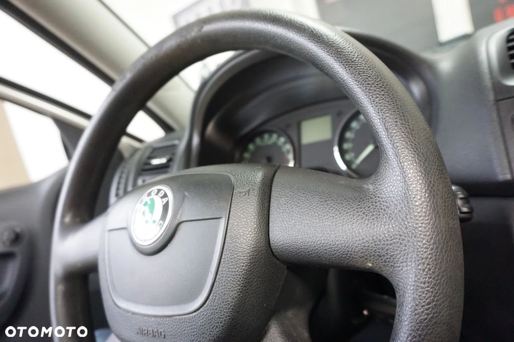 Skoda Fabia 1.6 TDI DPF Comfort - 24