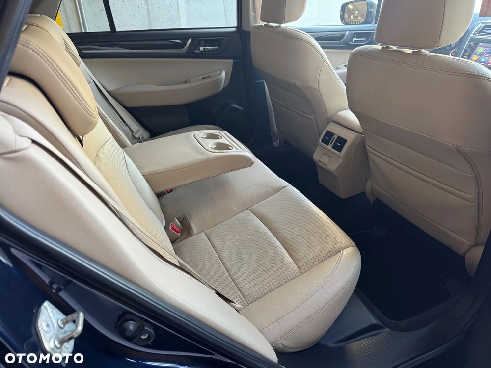 Subaru Outback 2.5i Exclusive - 16