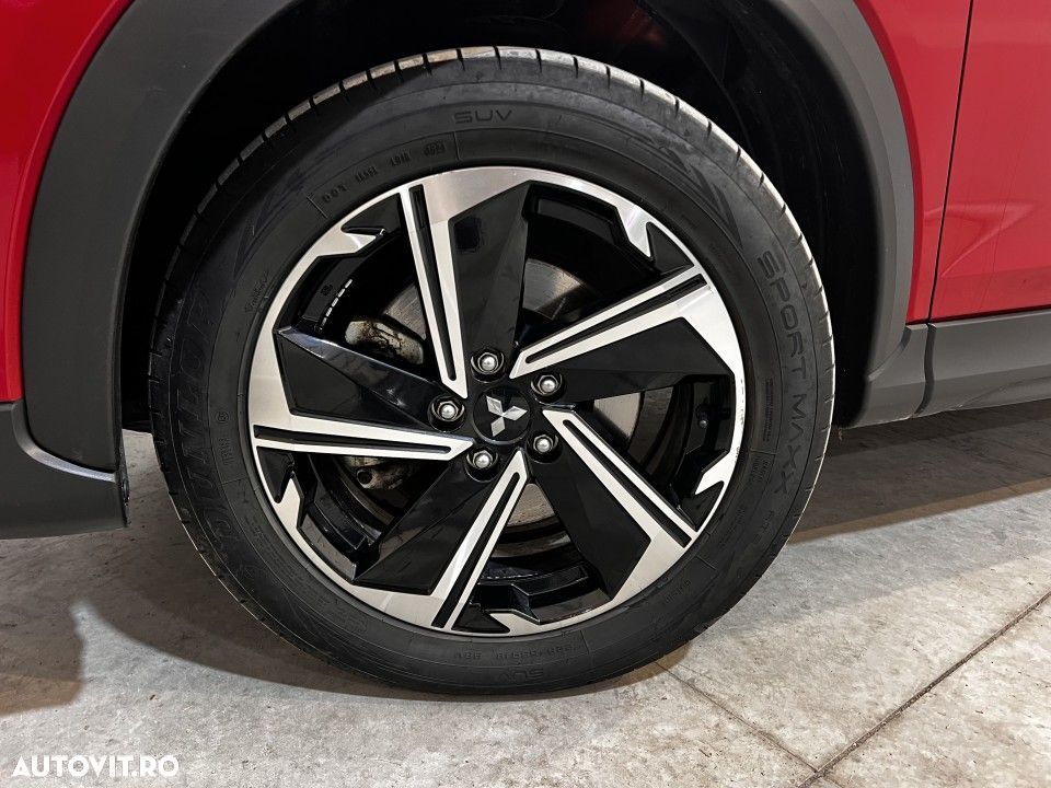 Mitsubishi Eclipse-Cross - 13