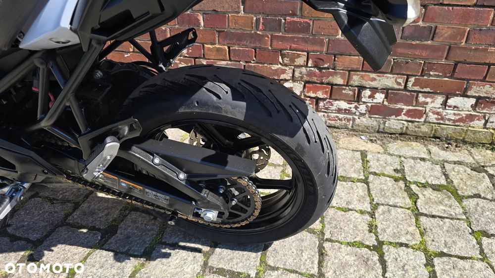 Kawasaki Versys 650 - 12