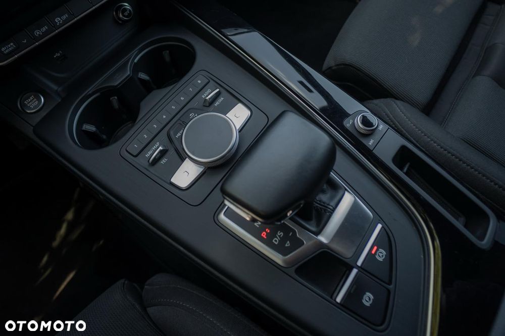 Audi A4 Avant 40 TDI S tronic quattro sport - 31