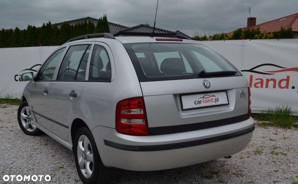 Skoda Fabia 1.4 16V Classic + - 8