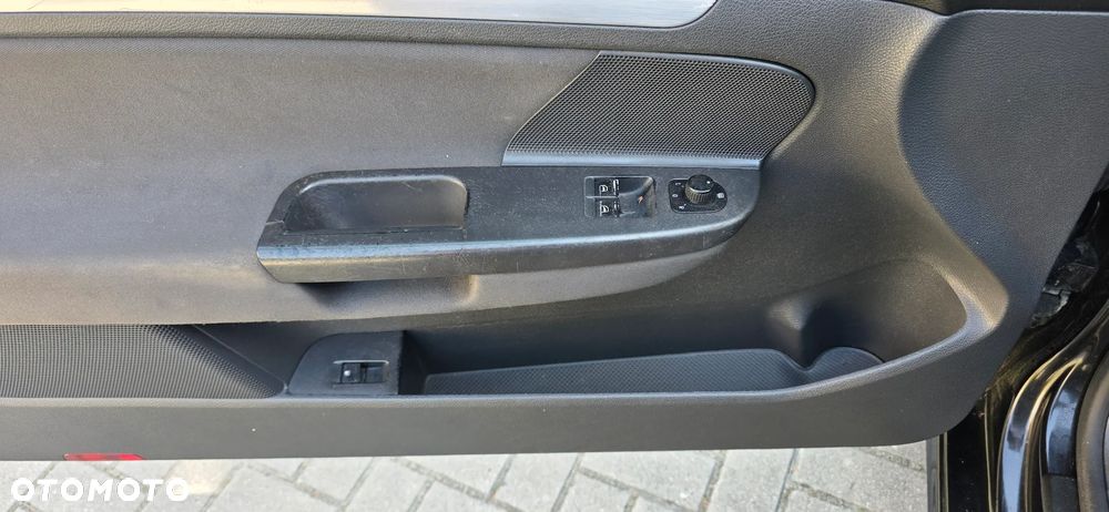 Volkswagen Golf 2.0 GTI DSG - 18