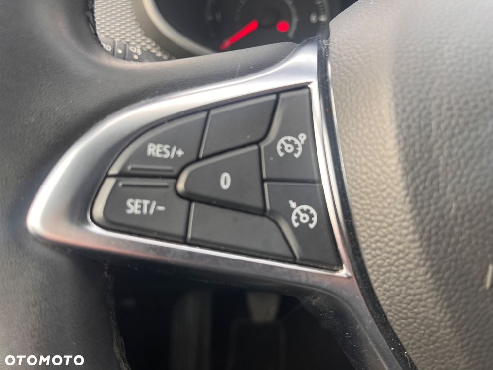 Dacia Sandero TCe 90 Essential - 23