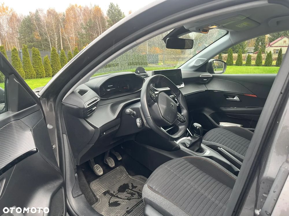 Peugeot 208 1.2 PureTech Allure S&S - 12