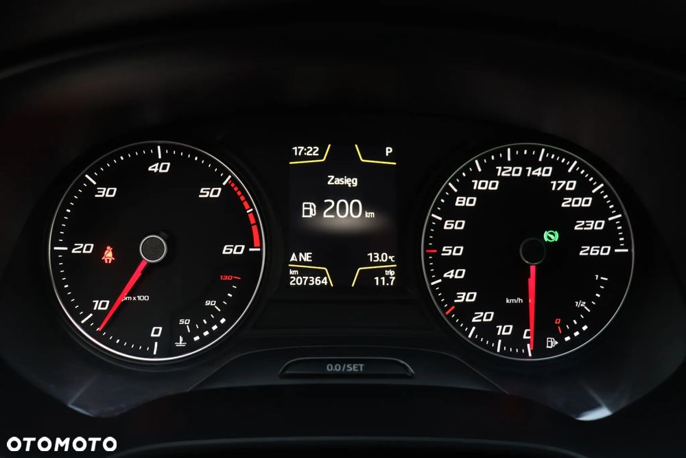 Seat Leon 2.0 TDI DPF Start&Stop DSG FR - 22