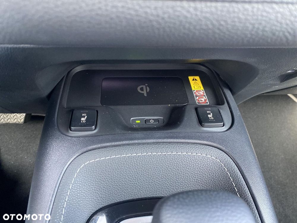 Toyota Corolla 1.8 Hybrid Style - 21