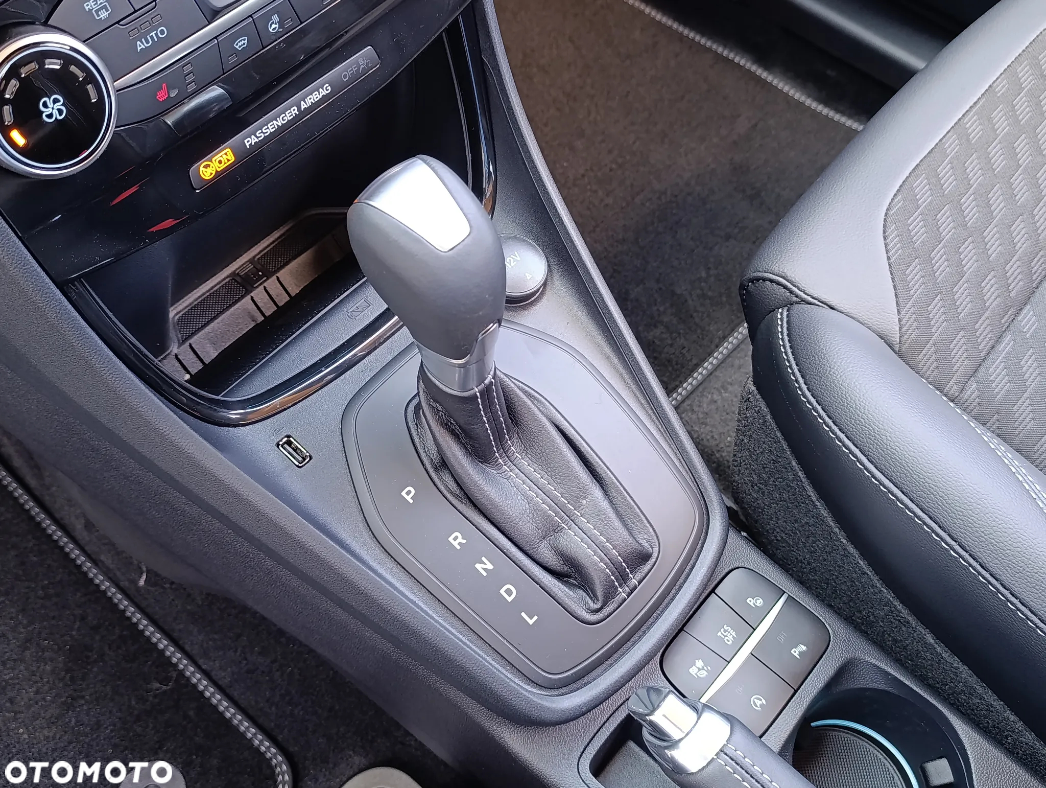 Ford Puma 1.0 EcoBoost mHEV Titanium X DCT - 30