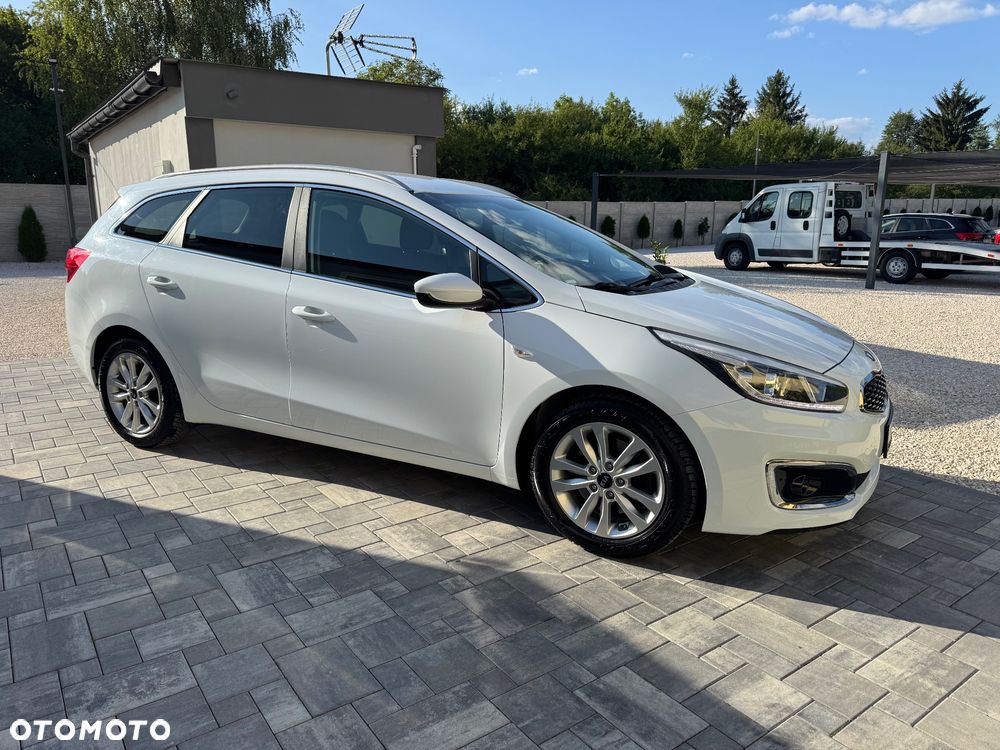 Kia Ceed 1.4 CVVT ISG Dream Team Edition - 16