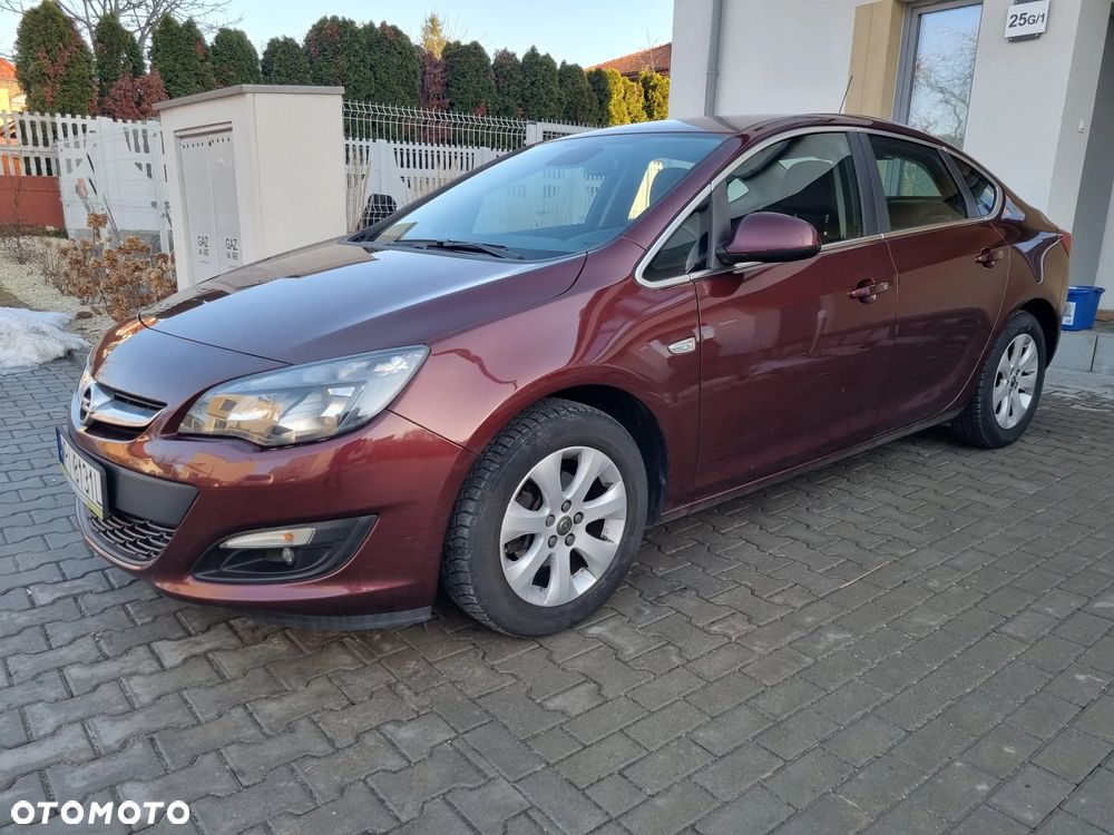 Opel Astra 1.4 T EU6 - 1