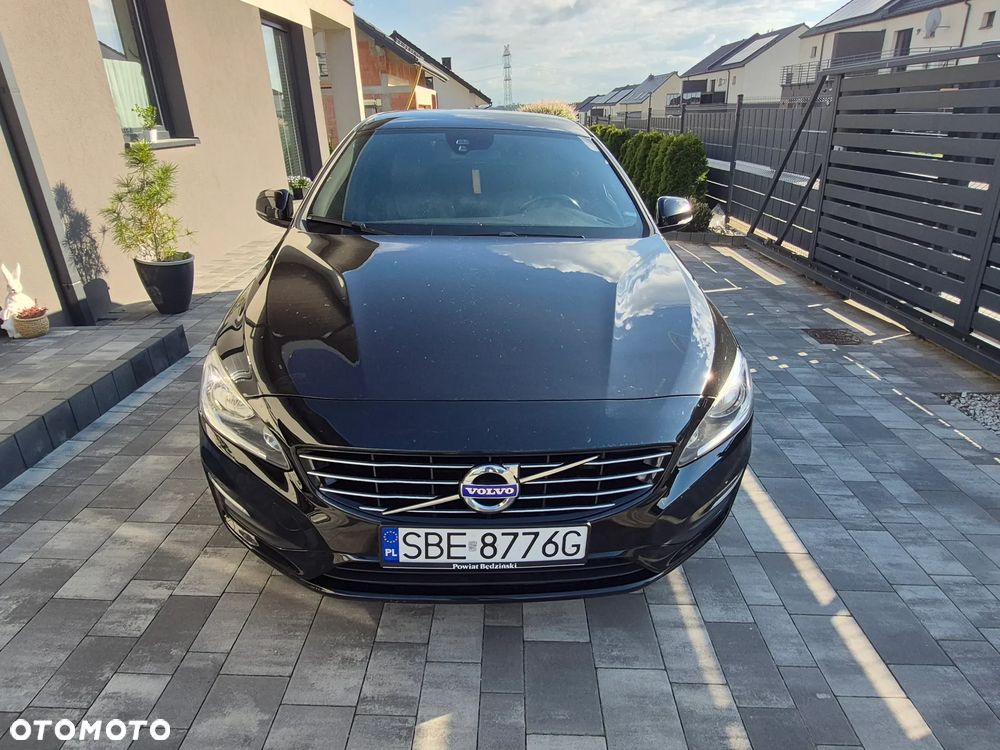 Volvo V60 D2 Drive-E Base - 3
