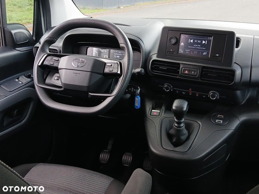Toyota Proace City Verso 1.5 D-4D Business - 25