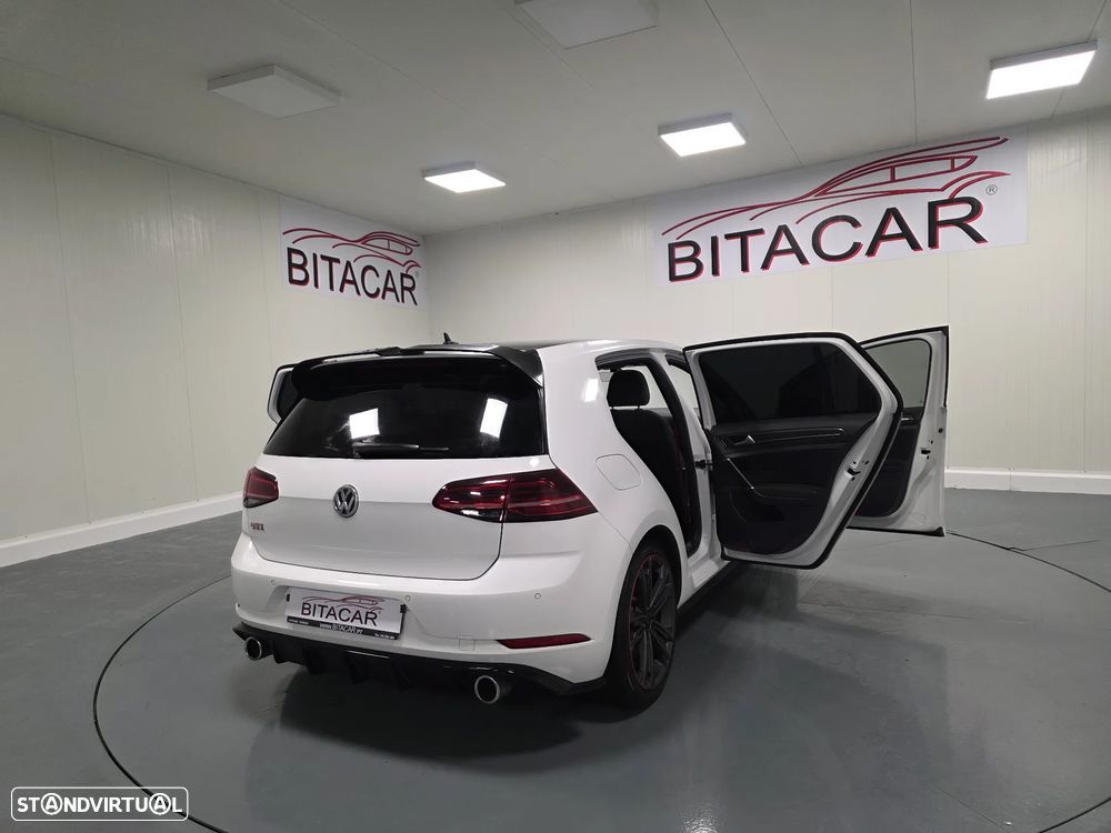 VW Golf 2.0 TSI GTI DSG Performance - 31
