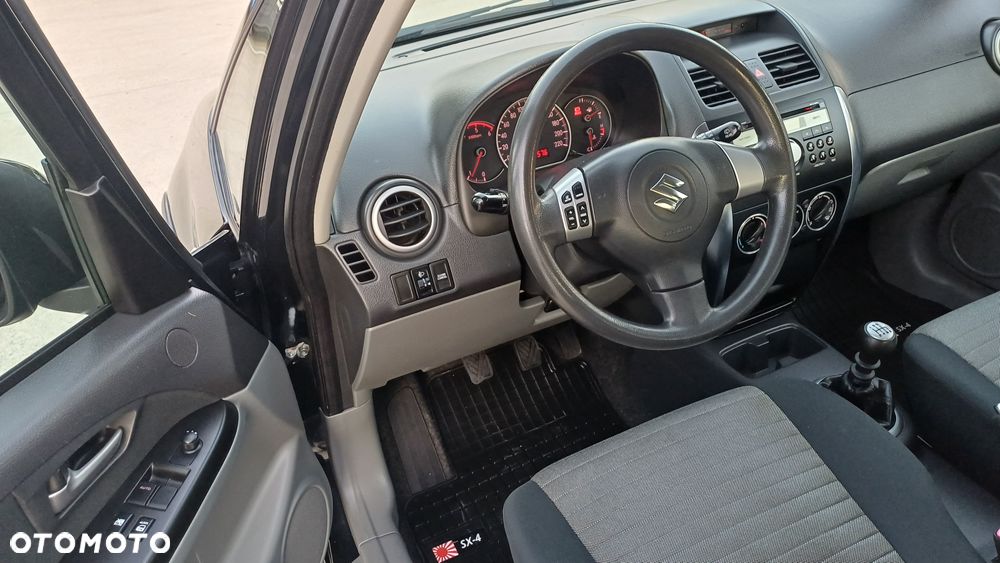 Suzuki SX4 1.9 DDiS 4WD GS / Premium - 10