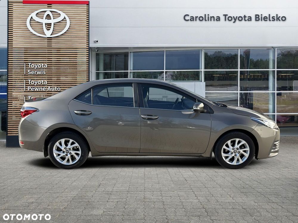Toyota Corolla 1.6 Premium EU6 - 26