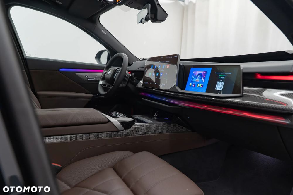 BMW Seria 7 740 xDrive mHEV sport - 26