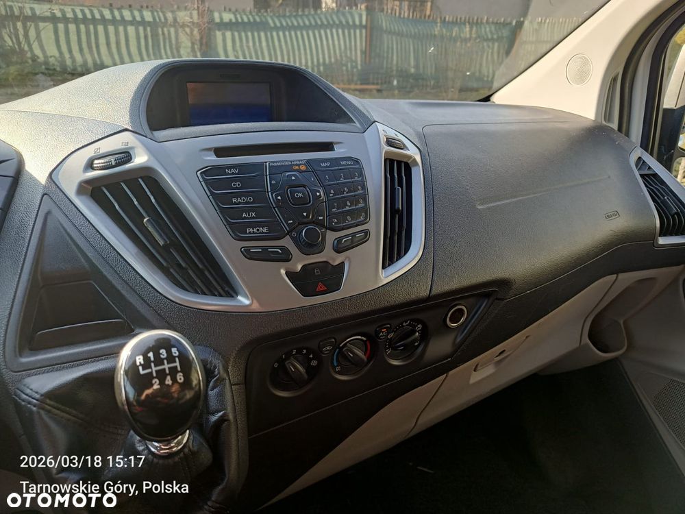 Ford Tourneo Custom - 7