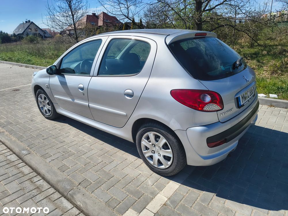 Peugeot 206 plus 75 - 2