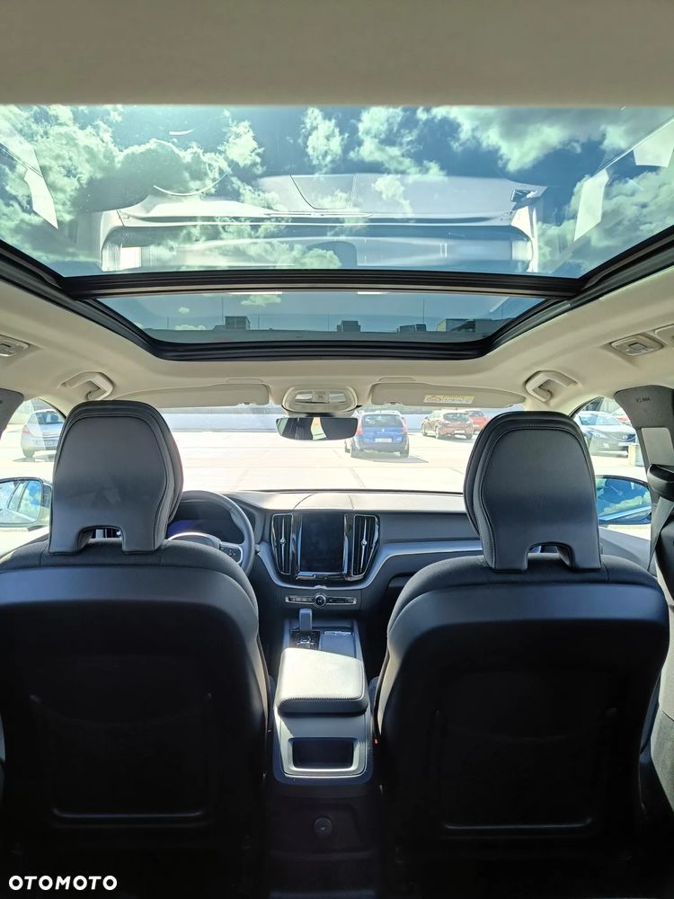Volvo XC 60 T6 Plug-In Hybrid AWD Inscription Expression - 12