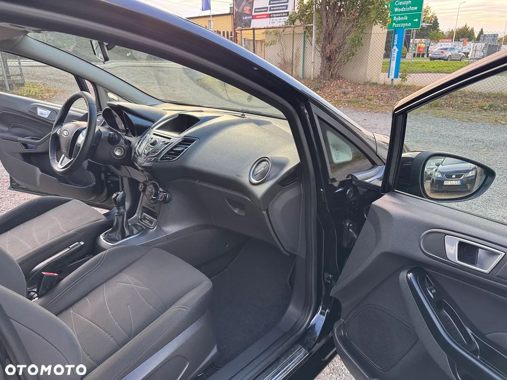 Ford Fiesta - 28