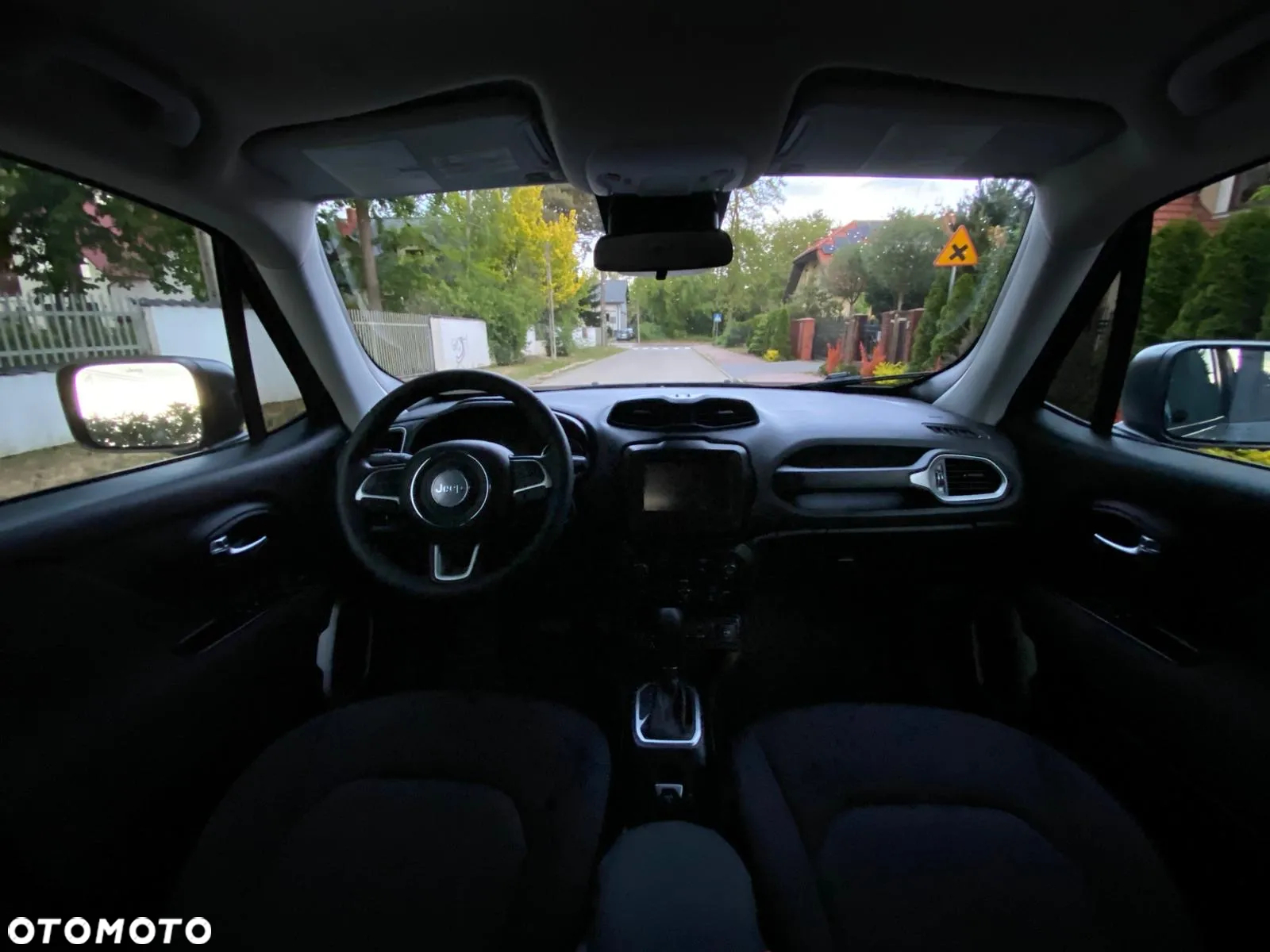 Jeep Renegade - 19