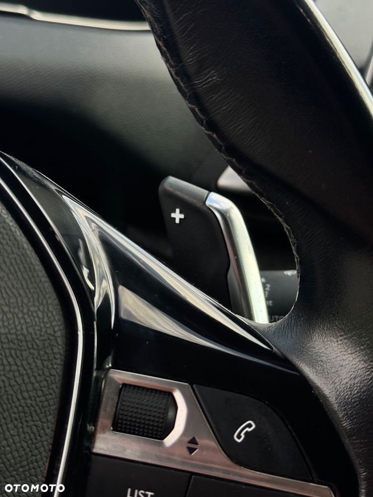 Peugeot 5008 1.5 BlueHDi Allure S&S EAT8 - 18