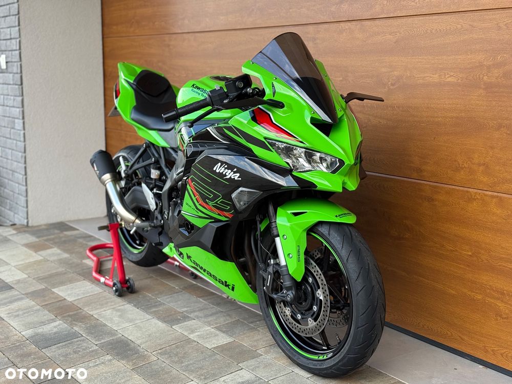 Kawasaki ZX - 3