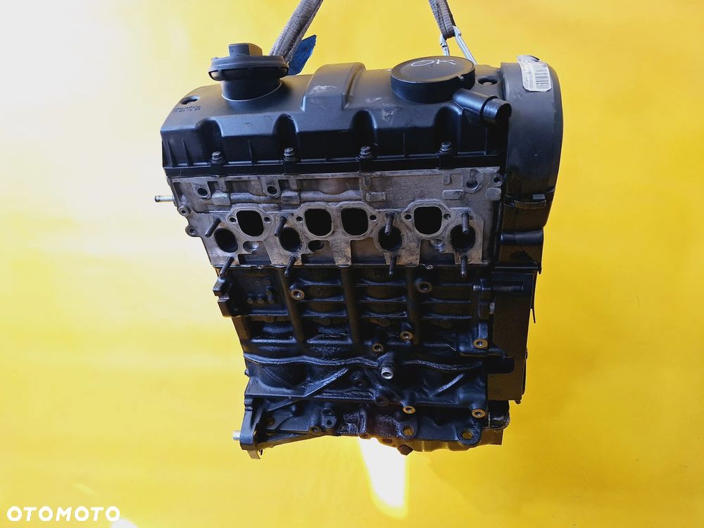 SILNIK AUDI A4 B5 1.9 TDI KOD SILNIKA: ATJ GŁOWICA: 038103373R NR90 - 8