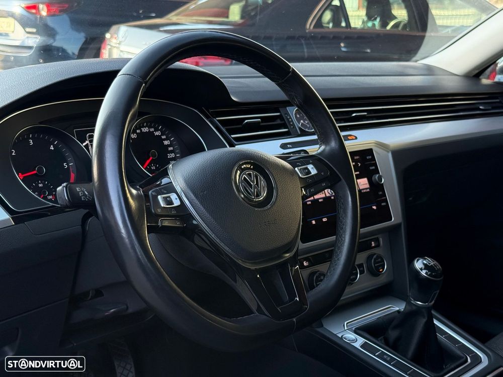 VW Passat Variant 1.6 TDI Confortline - 7