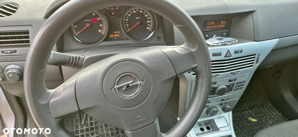 Opel Astra - 3