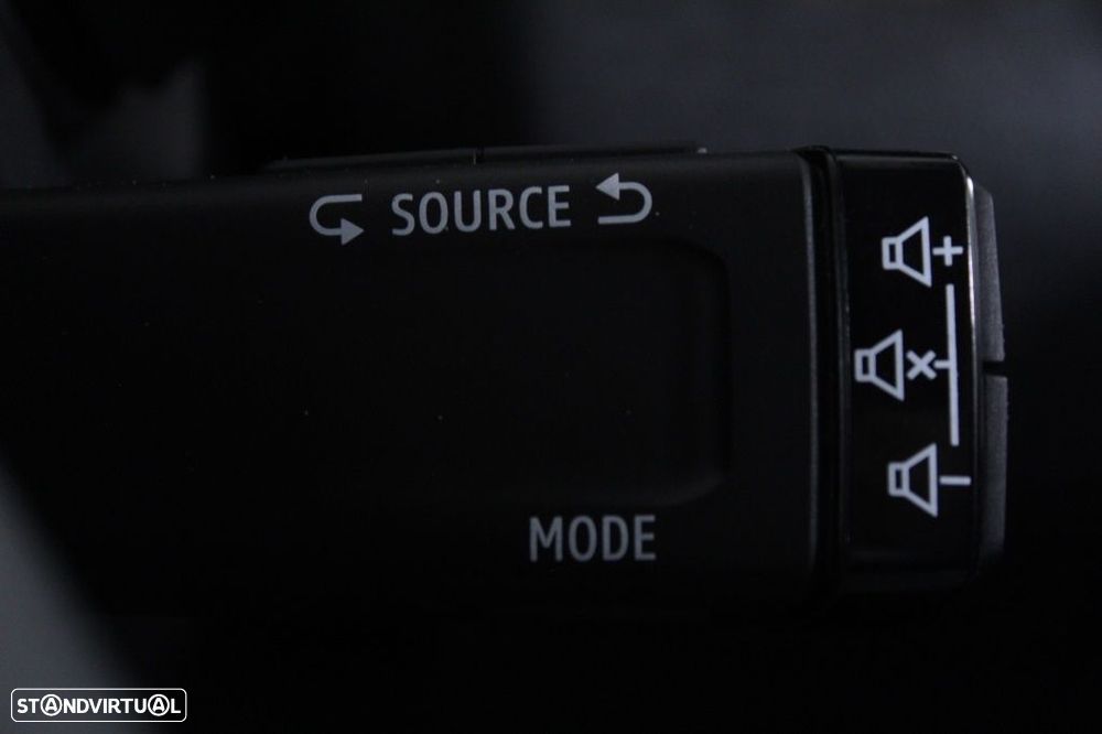 Mitsubishi Colt 1.0 MPI-T Invite - 26