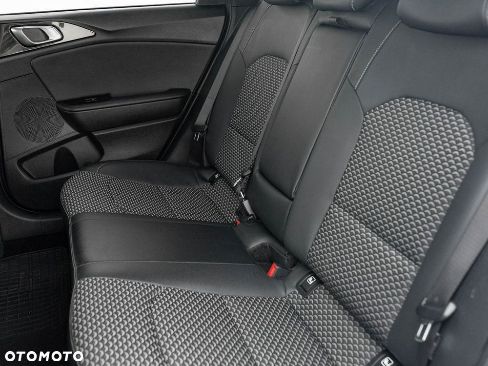 Kia Ceed 1.0 T-GDI L - 26