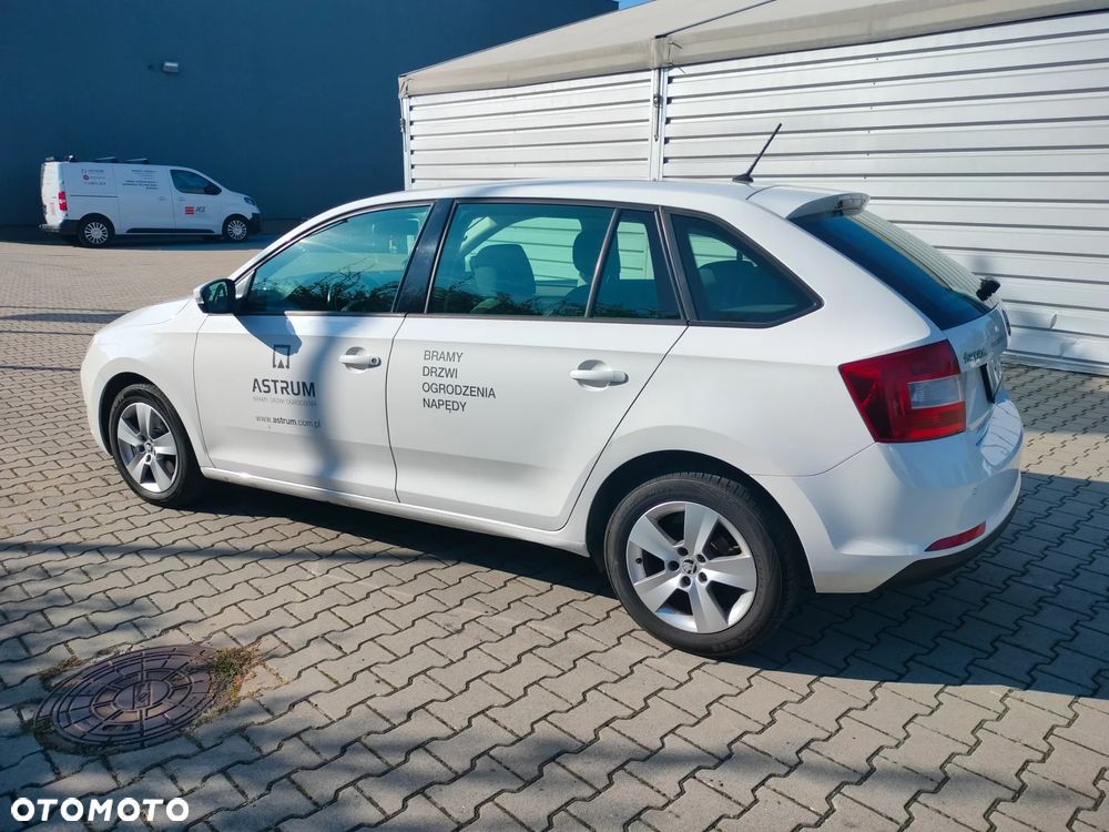 Skoda RAPID 1.6 TDI DPF Ambition - 3