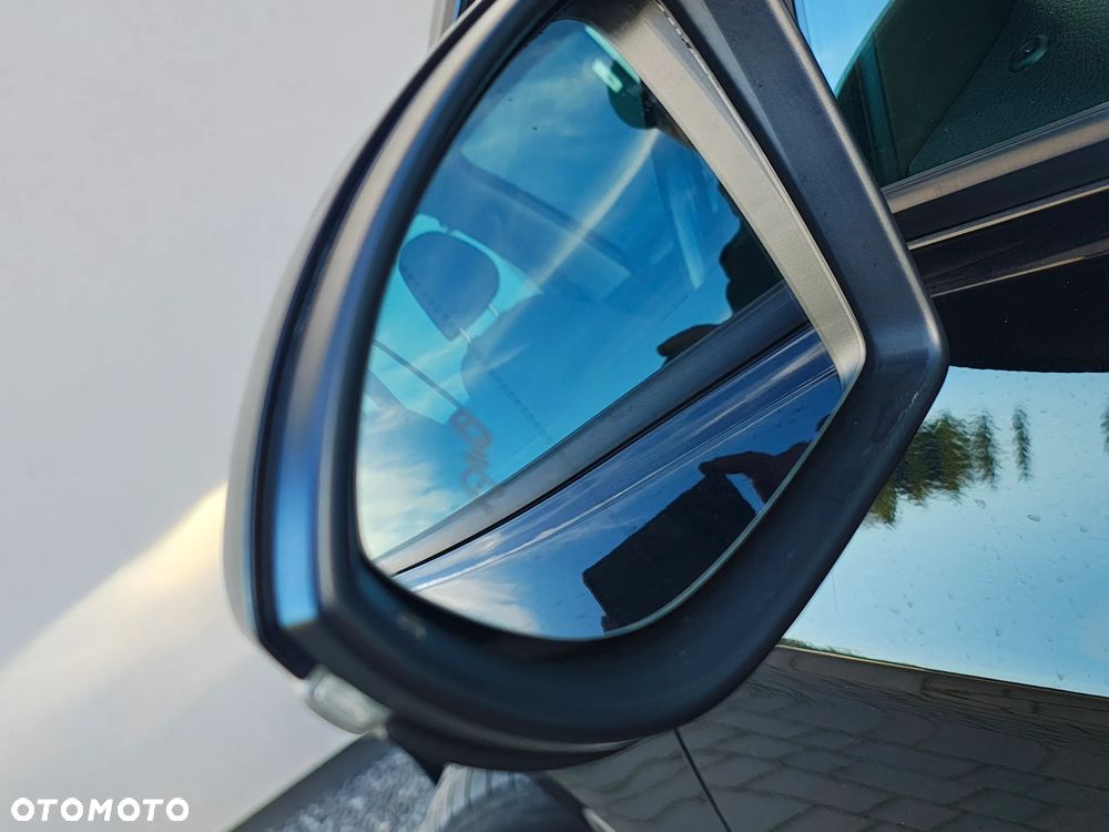 Volkswagen Golf Sportsvan SV 2.0 TDI BMT Highline - 27
