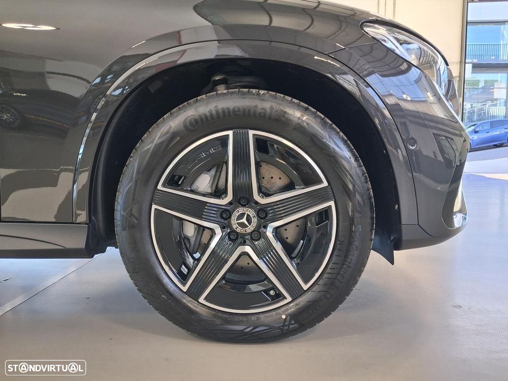 Mercedes-Benz GLC 300 e Coupe 4Matic - 5