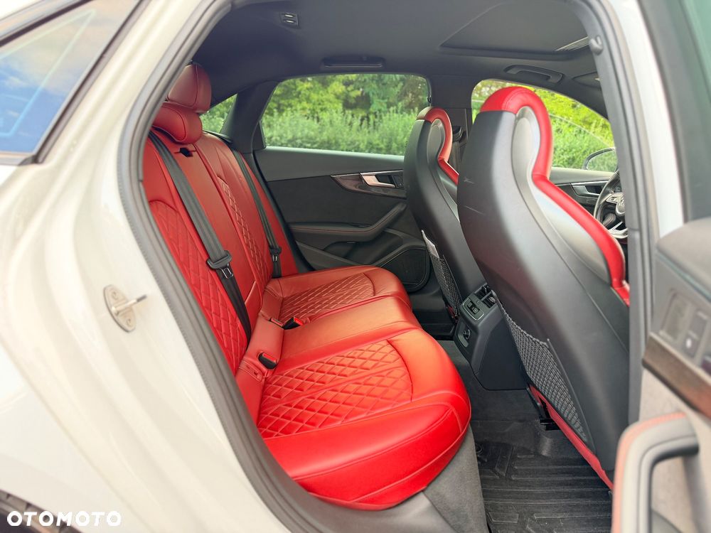 Audi S4 Limousine - 28
