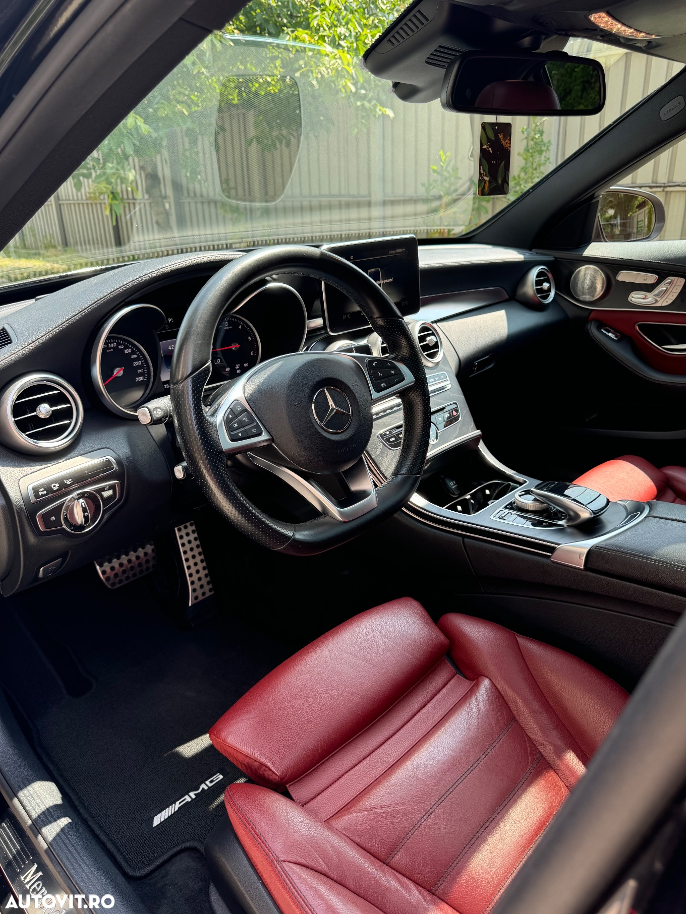 Mercedes-Benz C - 7