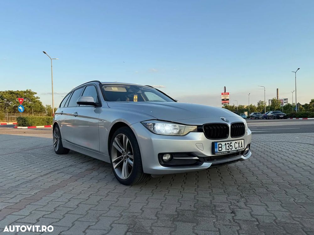 BMW Seria 3 318d DPF Touring Edition Sport - 10