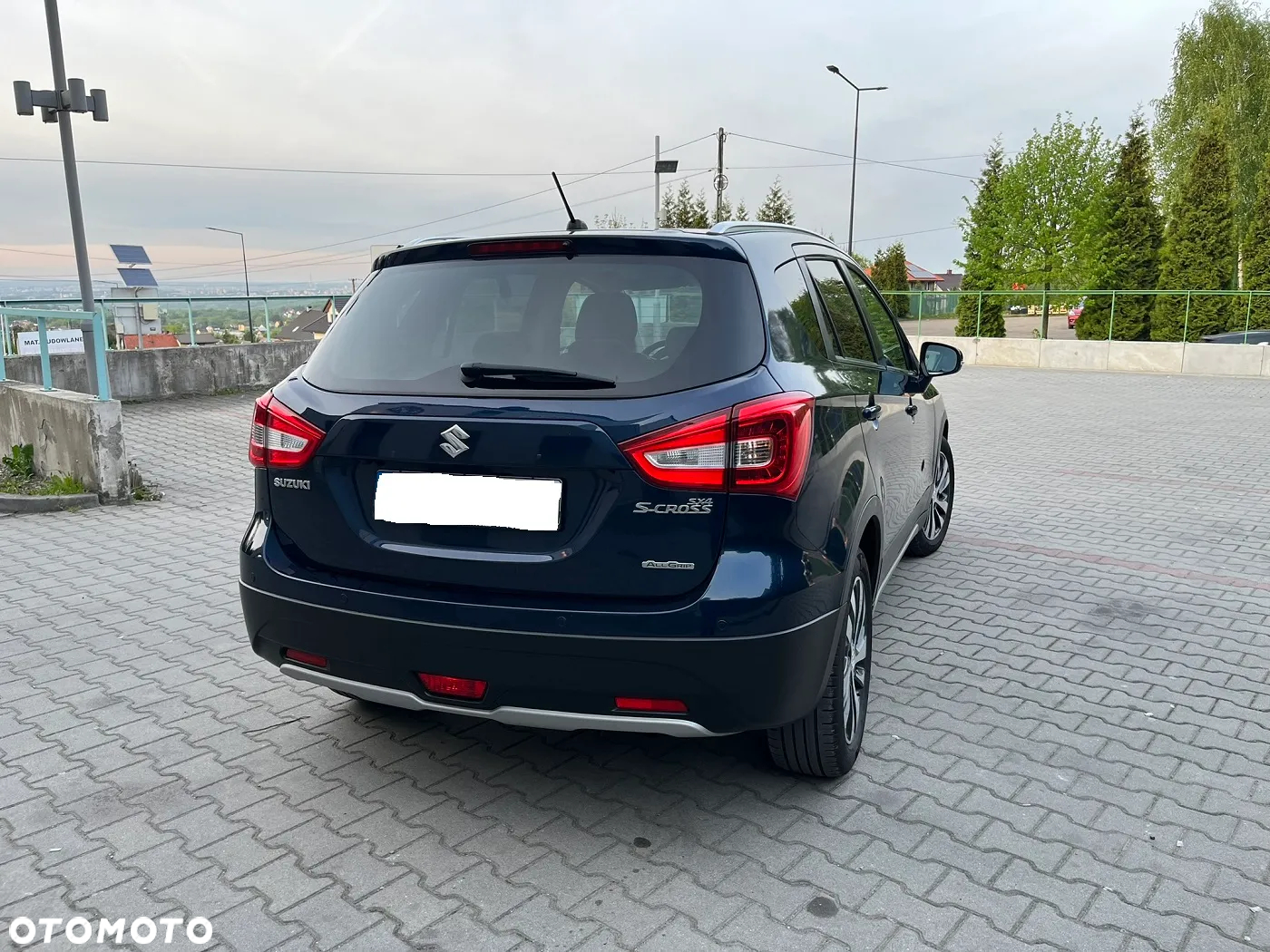 Suzuki SX4 S-Cross 1.4 T Premium 4WD - 25