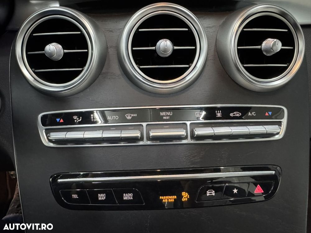 Mercedes-Benz GLC 300 e 4Matic 9G-TRONIC AMG Line - 28