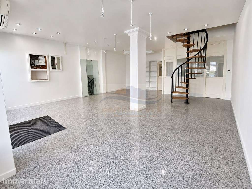 LOJA COM 150 m² E 2 PISOS NA AMADORA | EXCELENTE OPORTUNIDADE DE NE... - Grande imagem: 4/19