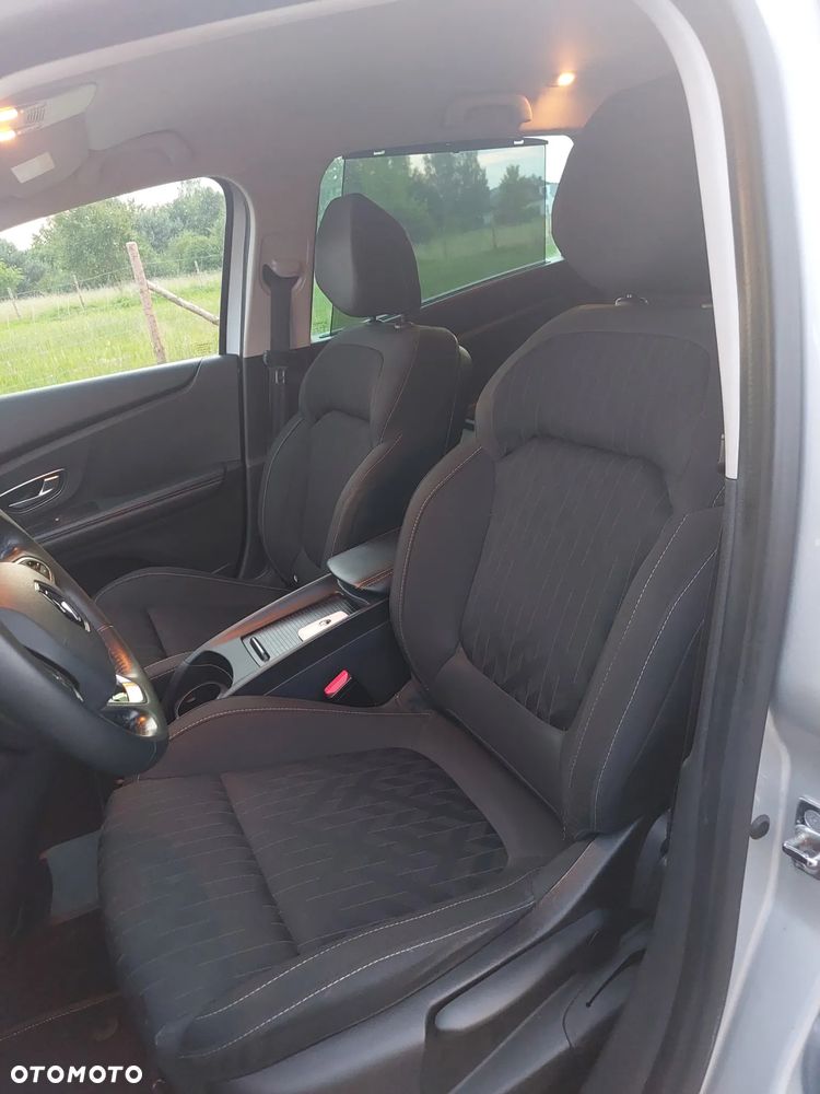 Renault Grand Scenic BLUE dCi 150 Deluxe-Paket LIMITED - 30