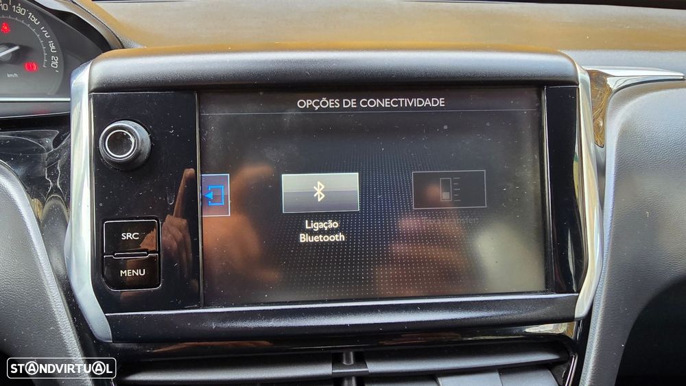 Peugeot 208 1.2 PureTech Style - 25