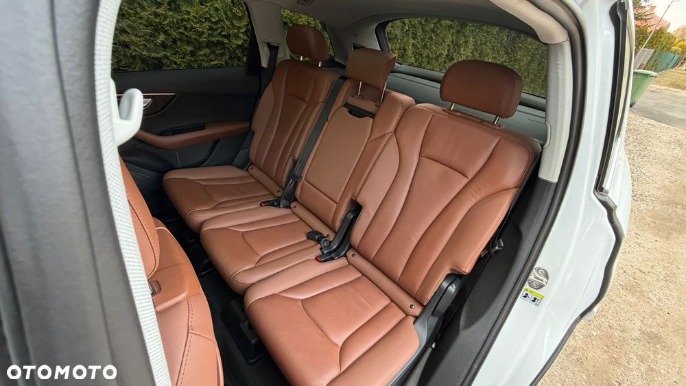 Audi Q7 - 17