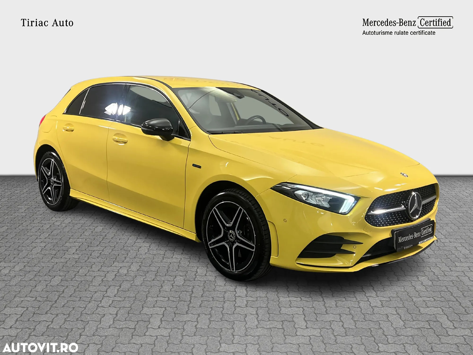 Mercedes-Benz A 250 e 8G-DCT AMG Line - 8