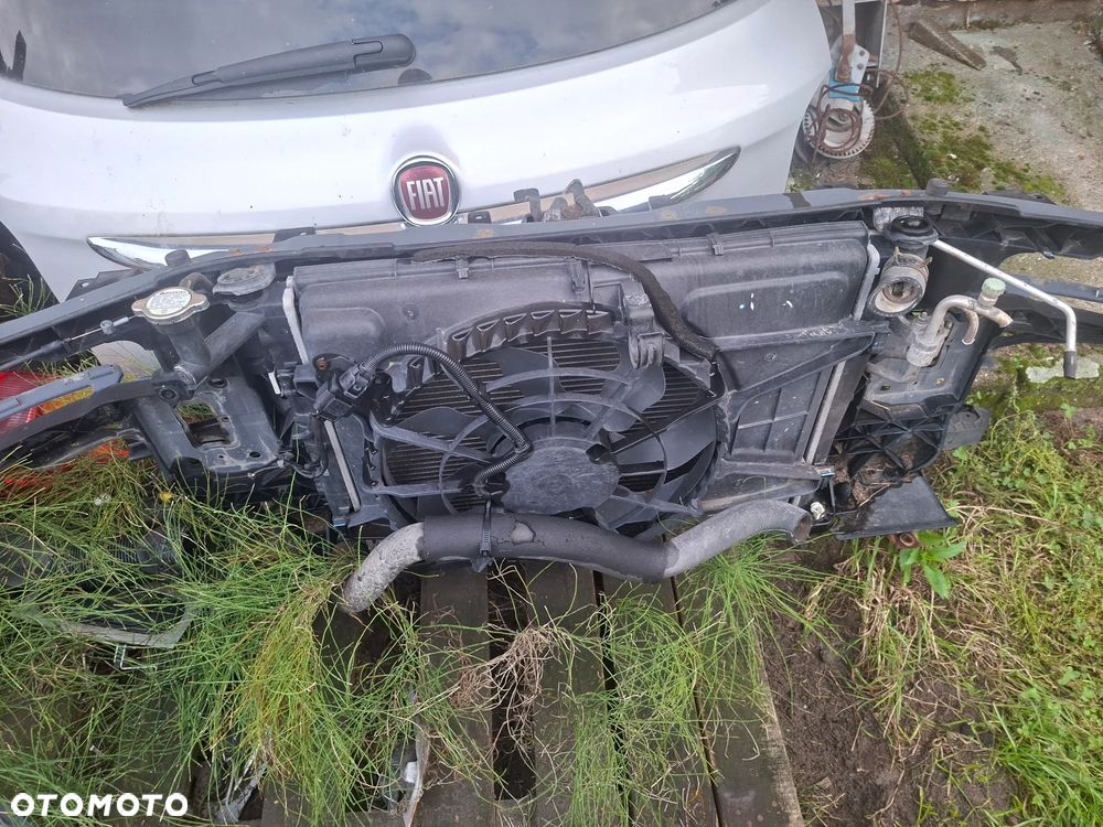 PAS PRZEDNI KPL benzyna DIESEL klima HYUNDAI I30 09R  poznan