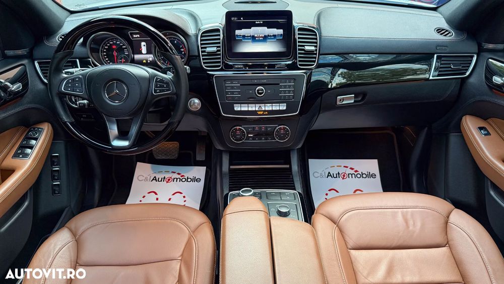 Mercedes-Benz GLS - 16