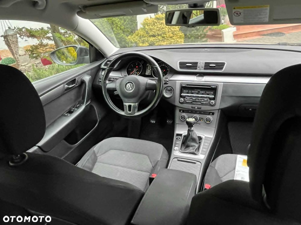 Volkswagen Passat Variant - 2