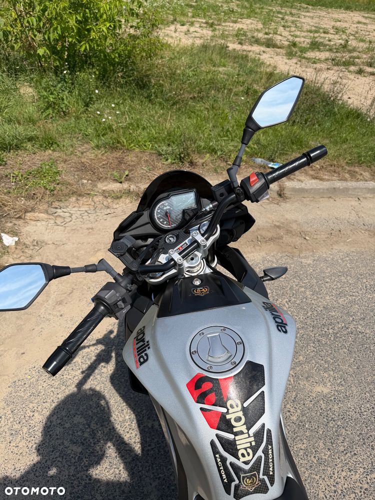 Aprilia Tuono - 8