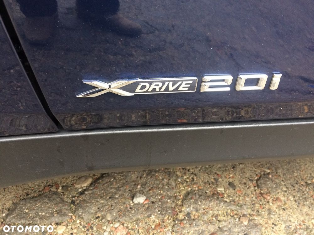 BMW X1 xDrive20i xLine - 12